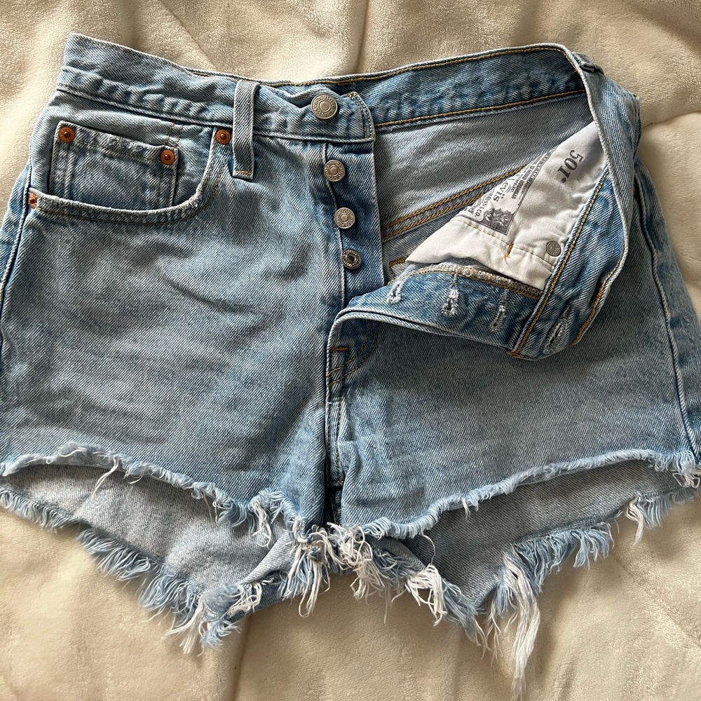 Levi’s 501 denim short